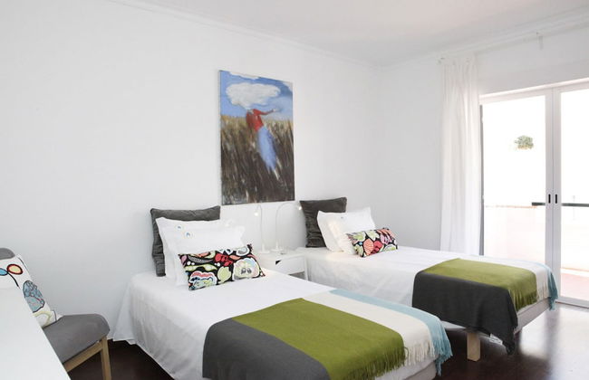 Remarkable view over Cascais Bay - Photo 4