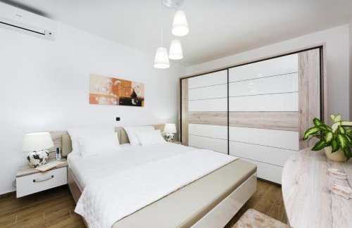 Beautiful Villa Petra with Summer Kitchen and Pool - Foto 20