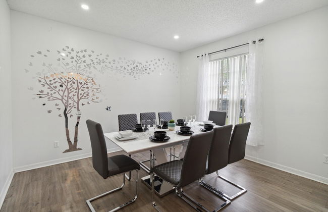 5/4 Pool Home Located in Sunset Ridge Community! - Foto 9