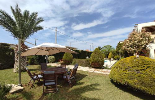 Seaside Villa Lagonisi - Photo 3