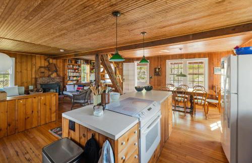 Seaside Escape on Huron - Photo 9