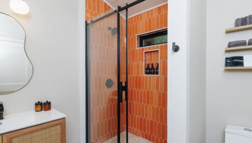 8 Min to Zip Lines Unique Stay King Bed - Foto 4