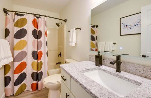 Newly Renovated Bartlett Condo with Mountain Views! - Photo 16