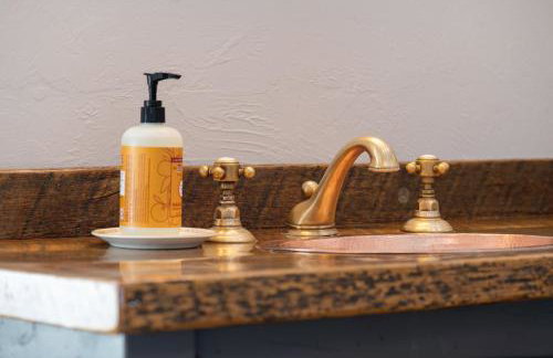 Last Best Loft - A cozy loft cabin stunning views - Foto 19