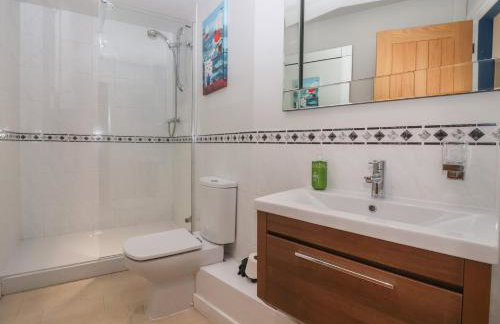 Johns Cottage - Photo 25