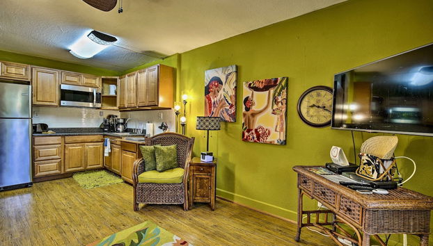 Garden View Studio - Kona Islander Inn Condos Condo by RedAwning - Foto 4, Cocina privada