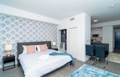 Modern 1BR Suite with King Bed Near Brickell, Downtown & Wynwood - Foto 9