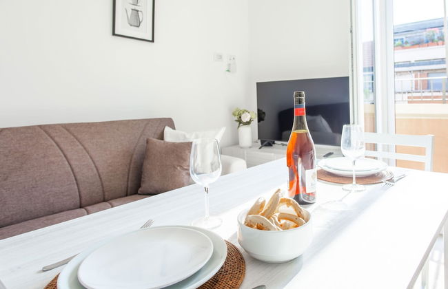 JOIVY Sublime Flat W/Balcony - Foto 9