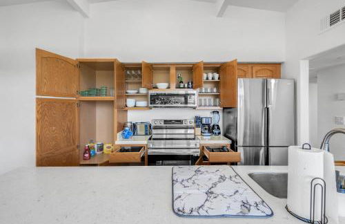 Spacious Remodeled Retreat Haven - Foto 19