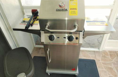 Amazing 5 Bedroom Pool Home - Minimum 28 days Stay Only Great Location! - Foto 7