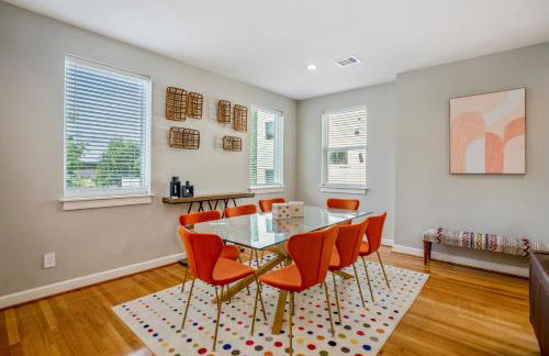 Spacious 3 Bed House near MD Anderson with Free Parking & Wi-Fi - Photo 4