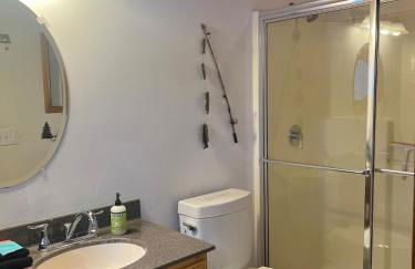 Cedaroma private Home in Resort to relax in the northwoods - Photo 39