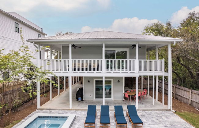 Dolphin Days by Avantstay Pool, 0.2mi to Beach! - Foto 45