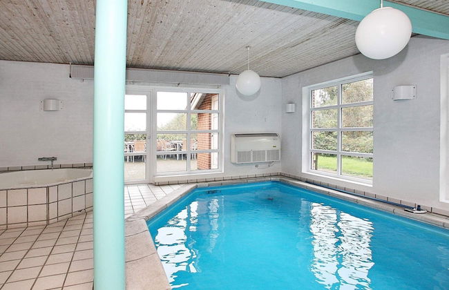 10 Person Holiday Home in Fur-by Traum - Foto 13