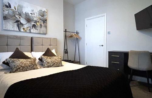 Large Luxury Home in Solihull - Sleeps 14 near NEC & BHX - Foto 47