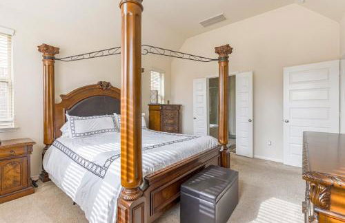 Sleeps 8 comfortably! Super location! - Foto 23