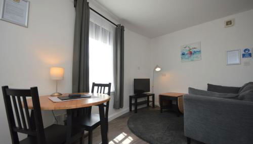 Otter Apartment - Photo 5