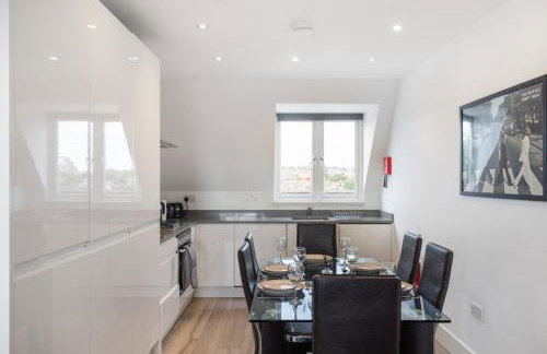 Stunning Top Floor Apartment 3 Bedrooms Heart of London - Foto 9