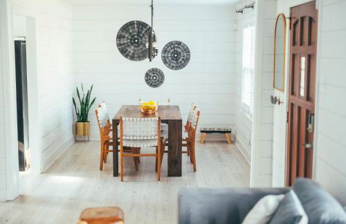 Cozy Family-Friendly home w/ fenced-in backyard - Foto 26