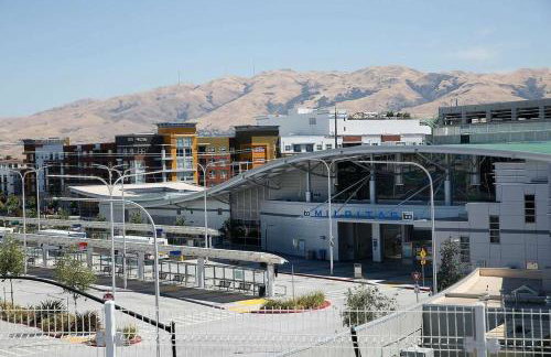 Family and Business Friendly Home near Great Mall & BART - 2640 - Foto 35