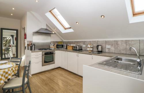 Monterey Mews - Foto 12