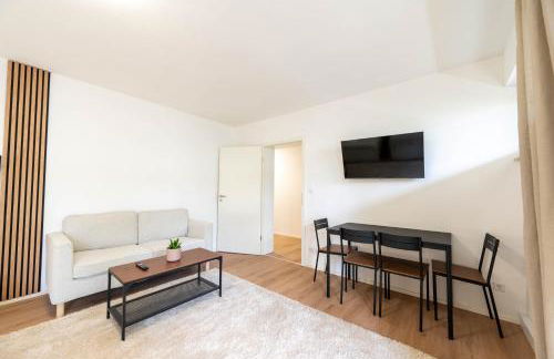 BackHome - BUSINESS&FAMILY - TOP LAGE, Parkplatz, Balkon, Waschmaschine, Netflix, 90qm, 24h Checkin - Apartment 8 - Foto 2