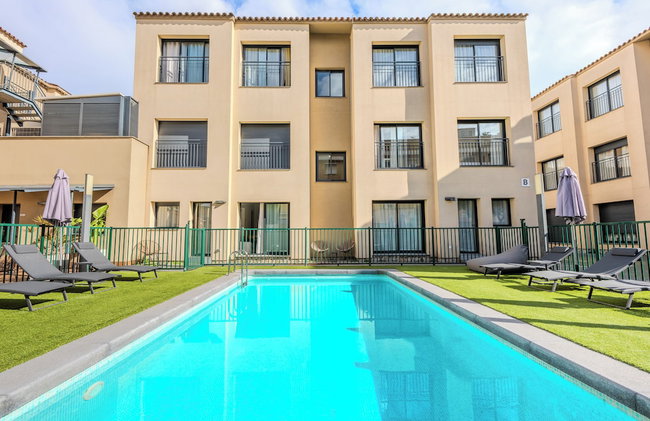 Castell Beach Aparthotel - Foto 1