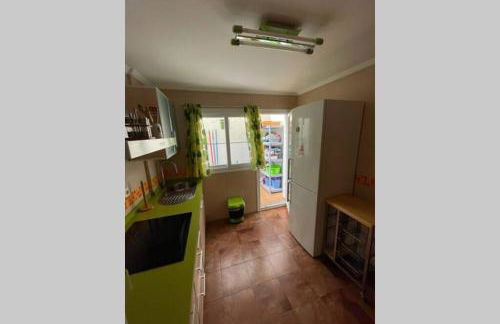 Casa adosada con porche, piscina y pista de pádel, junto al campo de golf - Foto 24