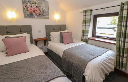 Wayside Cottage at Wayside Farm - Photo 16