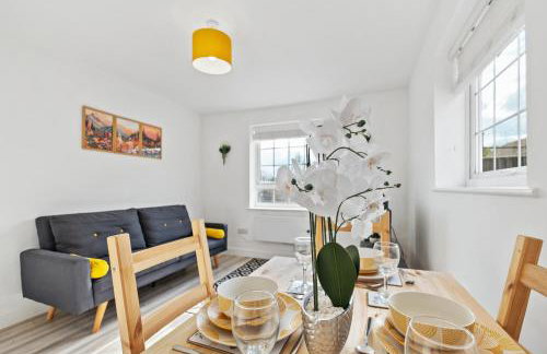 Stylish 1 Bed Apt 4 Min to Airport WiFi & Parking - Foto 8