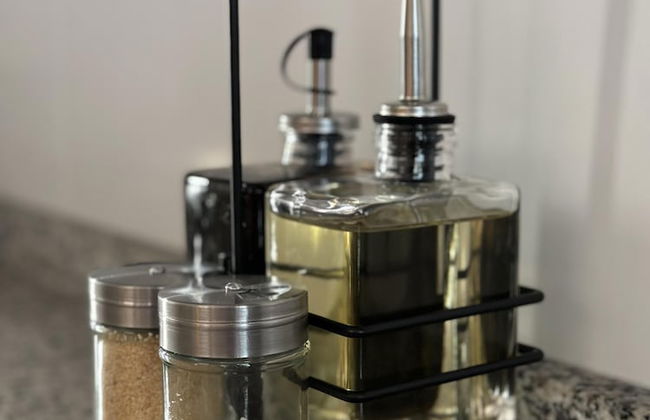 Apartment Sleeps 6 With Private Garden - Photo 25