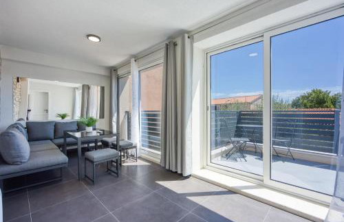 Villa Galant with Pool and Sauna - Happy Rentals - Foto 30