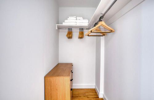 Chelsea 1br w doorman gym nr Union Square NYC-1224 - Photo 8