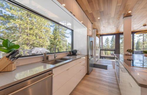 Modern Eco Retreat with Hot Tub and Views - Foto 30