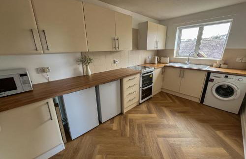 Stunning Central Flat w/ Parking - Foto 8