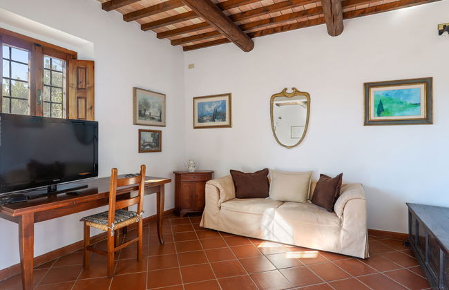 6 bedroom House in Scandicci with private pool and garden - Photo 12