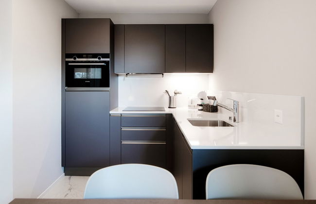 Locarno Studio Apartments - Photo 3