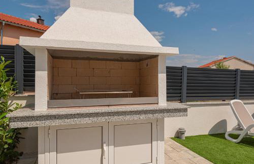 VILA VASILJ dein eigener Pool oder dein eigener Whirlpool mit Aussicht, dein Urlaub, deine Privatsphäre, deine Wahl - Photo 47