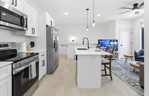 Brand New 5BR house & Carriage House near Downtown - Foto 22