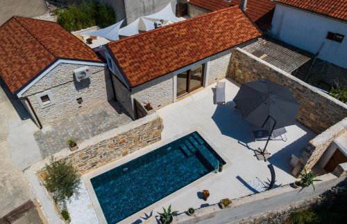 Cortile House - Photo 10