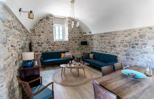 ENGLEZENA'S GUESTHOUSE - Photo 6