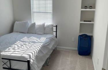 Embrace the Harmony of Nature and Urban Living - Foto 14