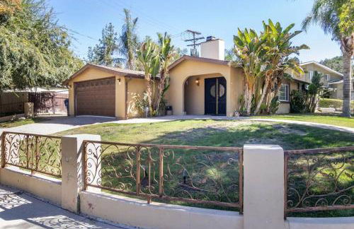 Woodland Hills 3 bedroom w/ pool and spa - Foto 20