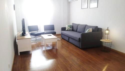 Piso.2hab+2baños+garaje+Asc+A C. - Foto 2