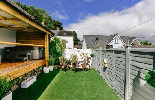 The Smugglers Hideout - Sleeps 4 - with HOT TUB - Foto 34