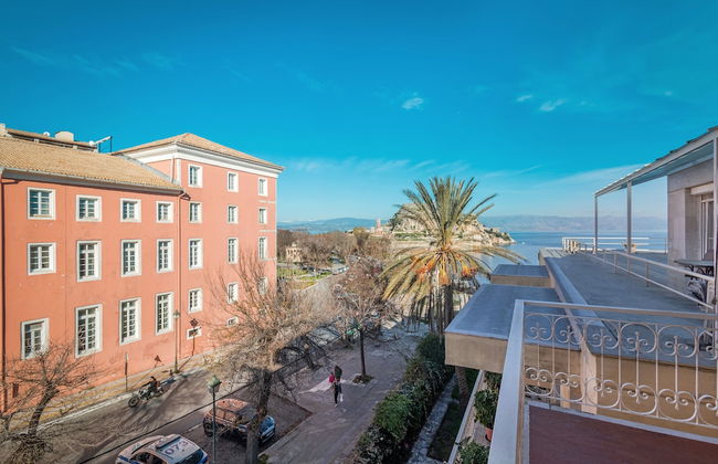 Old Fortress View Roof Top Apartment by Konnect - Foto 16