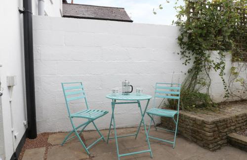 No 9, Watchet - Photo 27