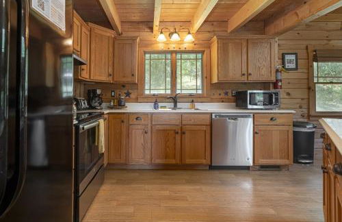 Luxury Log Cabin w Hot Tub Near Carbondale - Foto 15