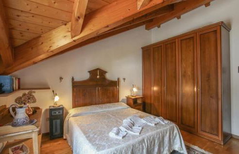 Awesome Apartment In Borgo Valsugana - Photo 11