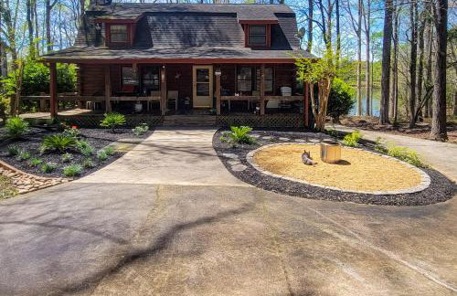 Private Dock and Game Room! Lake Hartwell Retreat - Foto 3